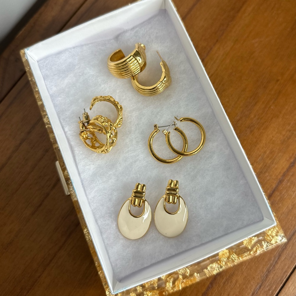 Vintage Gold Earrings Lot